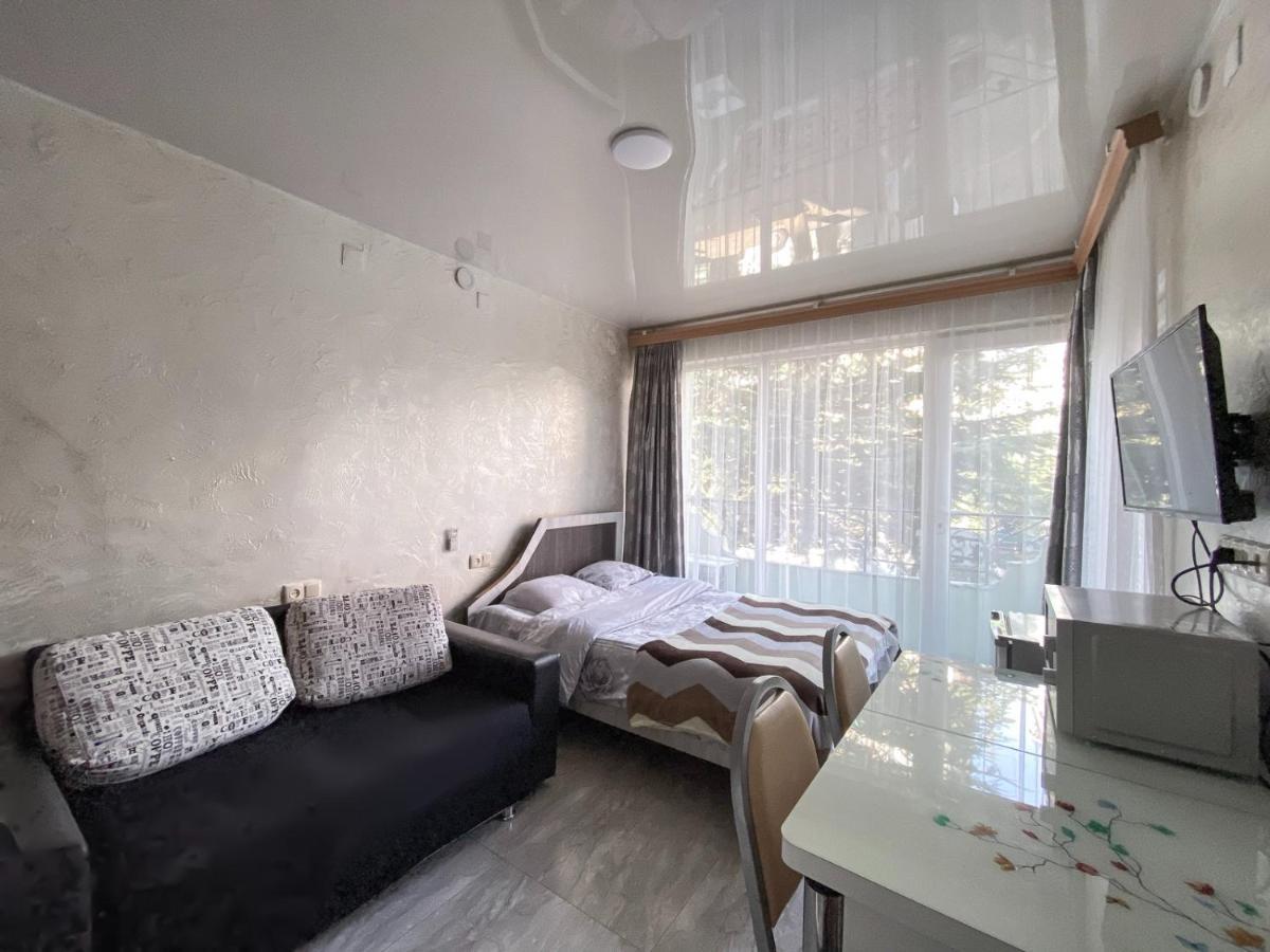 Apartment Studio Maksim Batumi Ngoại thất bức ảnh