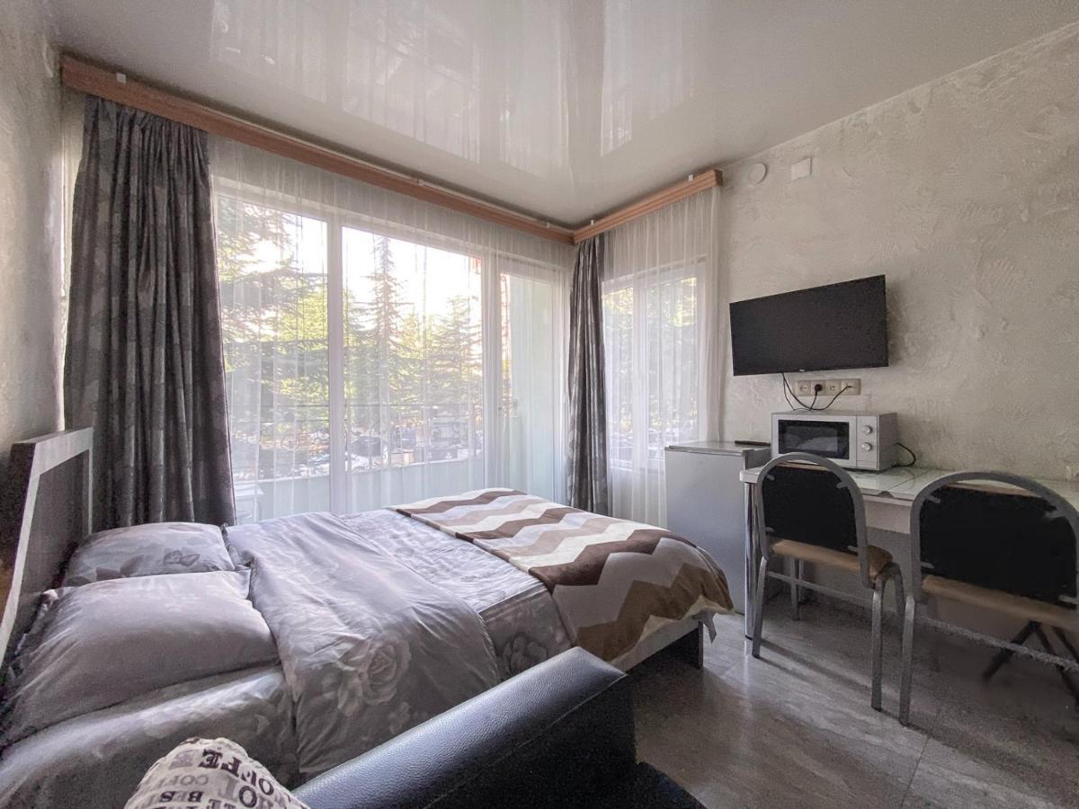 Apartment Studio Maksim Batumi Ngoại thất bức ảnh